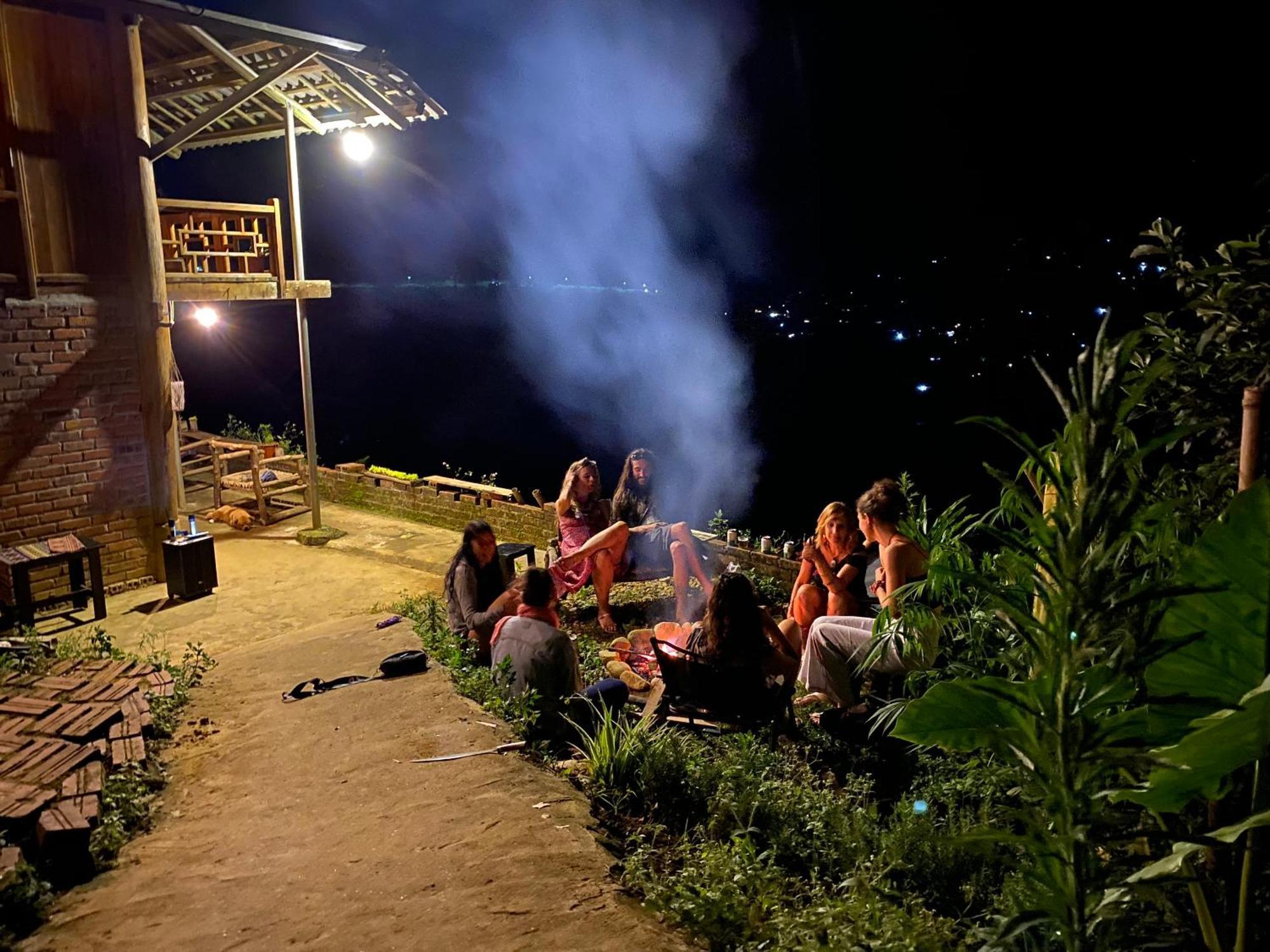 Pham'S House - Homestay & Cafe Sapa Exteriör bild